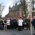 1412.04.2019 r. Droga krzyżowa ulicami Dobrego